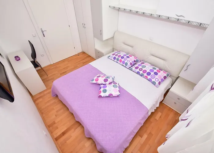 Apartment G.V.