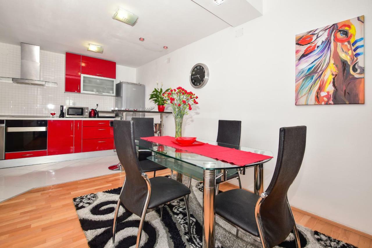 Apartment G.v. *